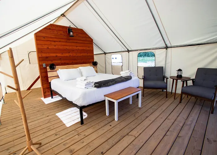 Off Map Glamping